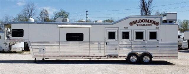 2008 Bloomer 4H 16′ LQ - Image 2